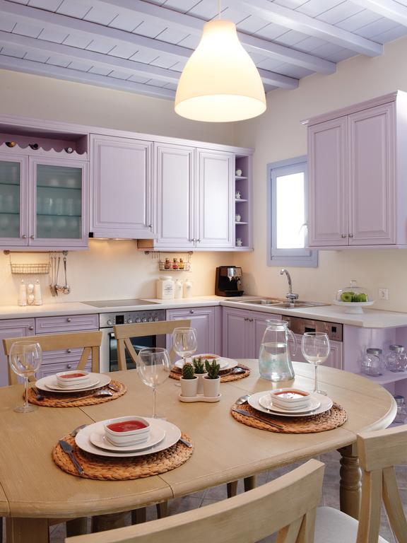 Gt Luxury Suites Орнос Екстериор снимка