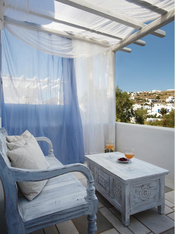 Gt Luxury Suites Орнос Екстериор снимка